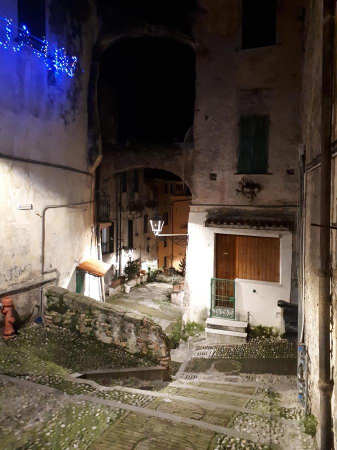 Casa Atena Centro Storico Appartement San Remo Buitenkant foto